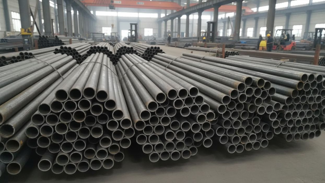 Endüstriyel Uygulamalar İçin Farklı Çap ve Kalınlıklarda 304L Paslanmaz Borular